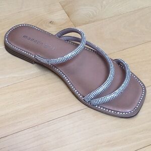 MADDEN girl starle slide on sandals with diamond like bling. Women’s size 6.5